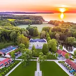 Private Nature Luxury