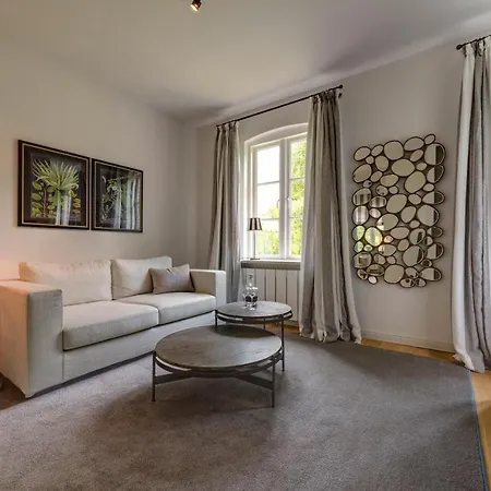 Ośrodek wypoczynkowy Private Nature Luxury 5*