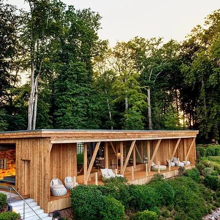 Ośrodek wypoczynkowy Private Nature Luxury