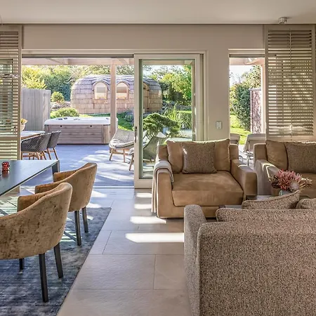 Private Nature Luxury