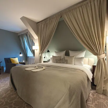 Ośrodek wypoczynkowy Private Nature Luxury 5*