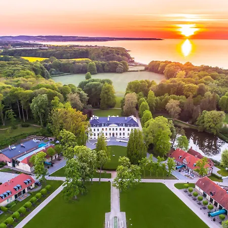 Private Nature Luxury